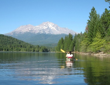 Lake Sisikyou Canoeing