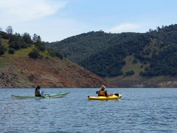 Kayaking New Melones Lake